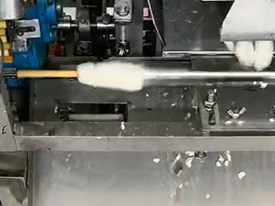 如何用全自動(dòng)面筋機快速洗面